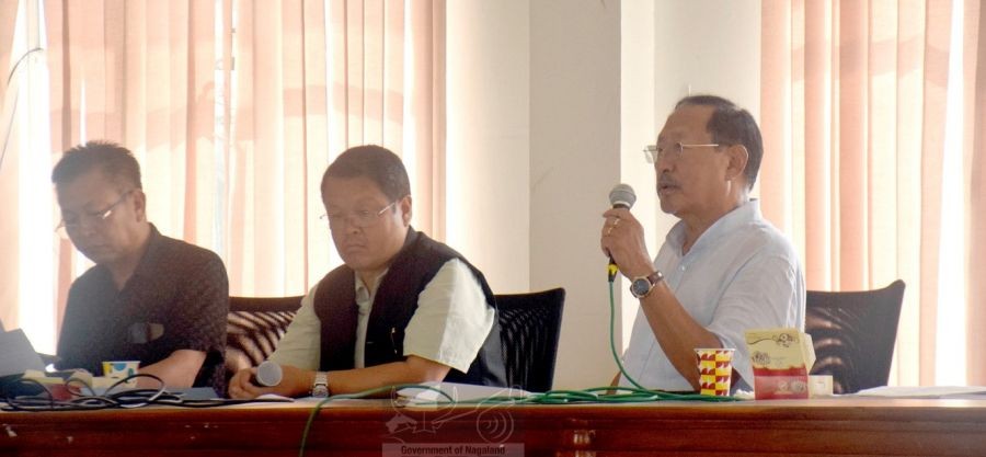 Zhaleo Rio, Advisor for Urban Development & Municipal Affairs addressing the DPDB meeting. (DIPR Photo)